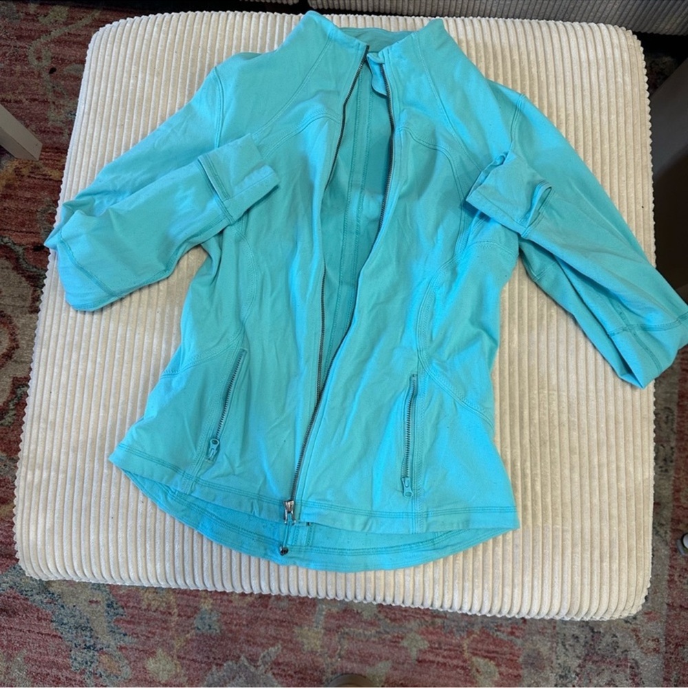 lululemon athletica turquoise zip up jacket